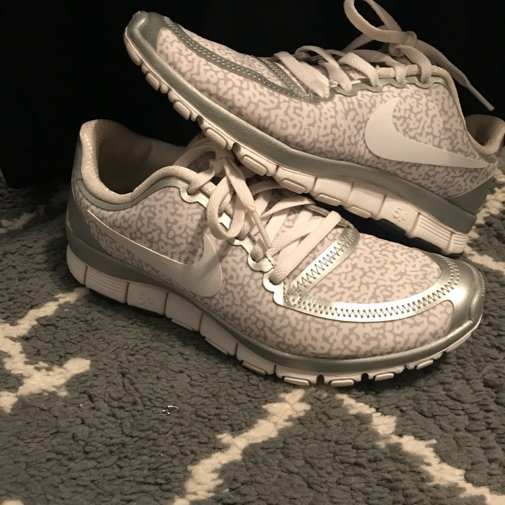 nike 5.0 running shoes